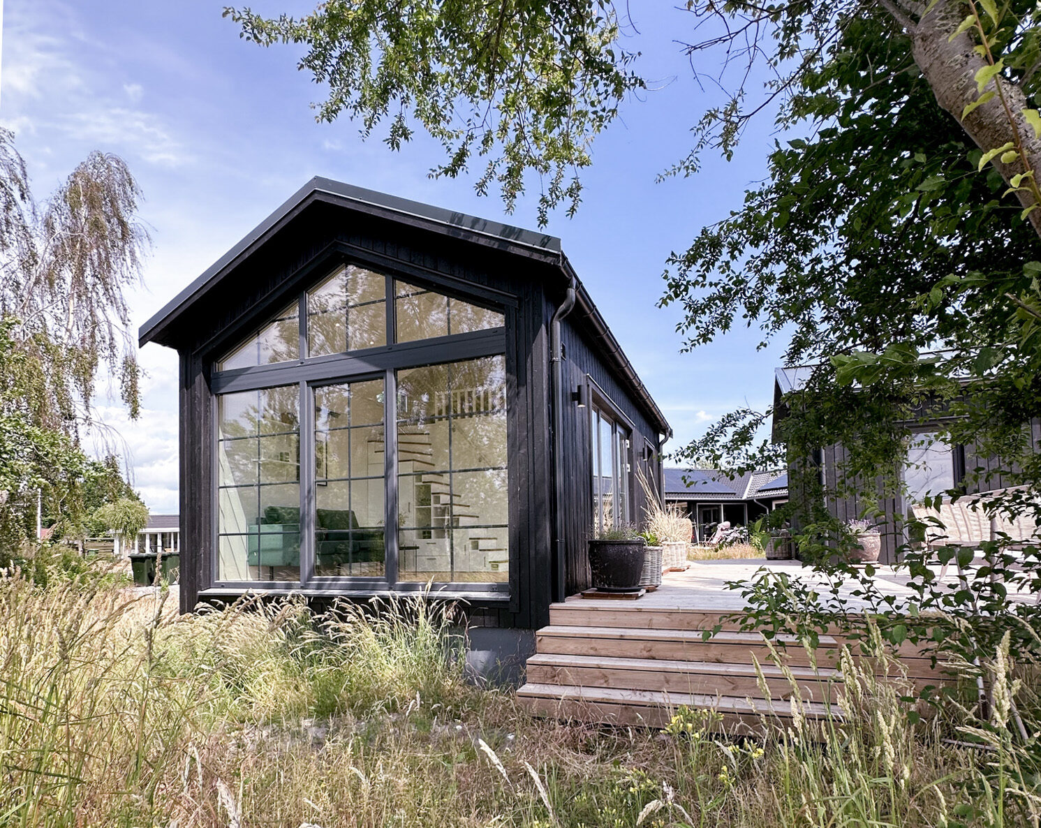 Frida anneks — panoramavindue til kip i gavlen